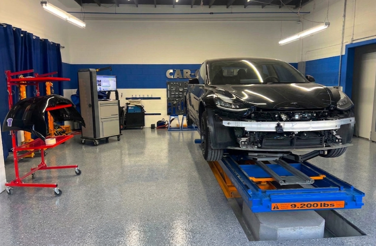 Car-O-Liner frame alignment system with Tesla Model 3